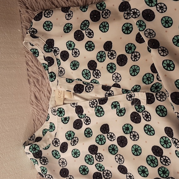 Loft sleeveless Blouse Size Med - Picture 2 of 6
